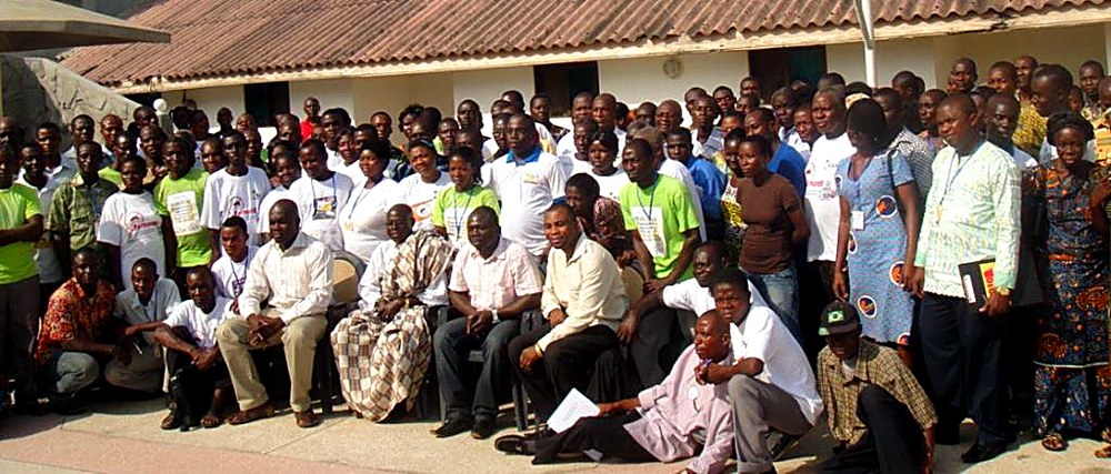 ASPI volunteers and partners on site in Ghana